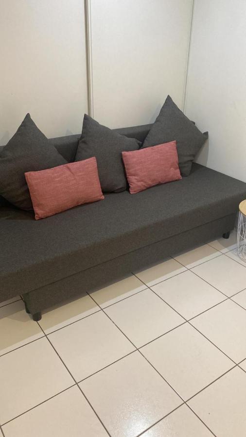Studio - Carre De Soie Vaulx En Velin Exteriör bild